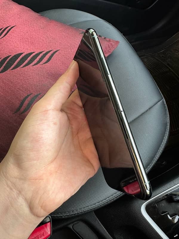 iPhone 11 Pro Max 256 GB PTA Approved 3