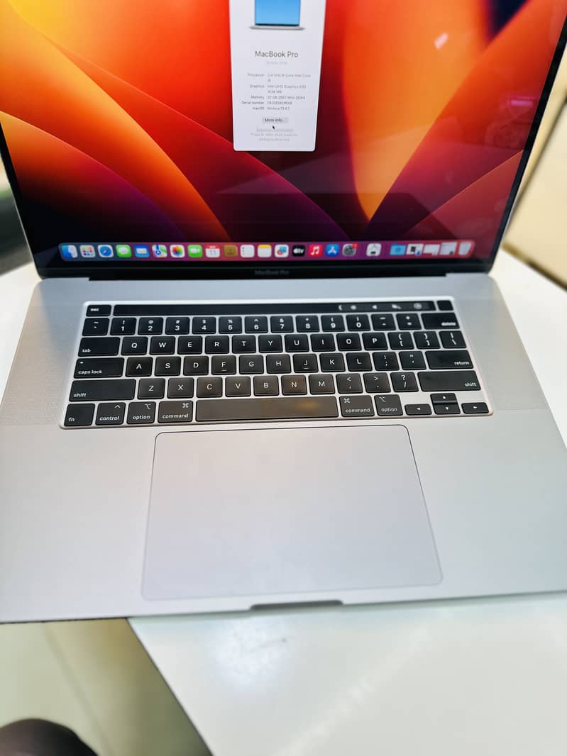 MacBook Pro 16-Inch (2019) – Intel Core i7, 16GB RAM, 512 ssd 4gb 2