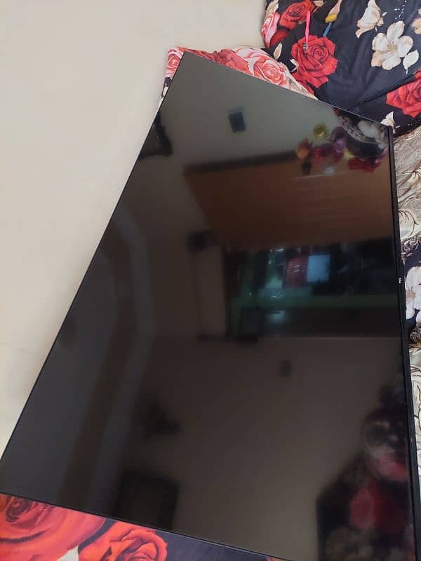 Tcl 4k led Google tv like new 4