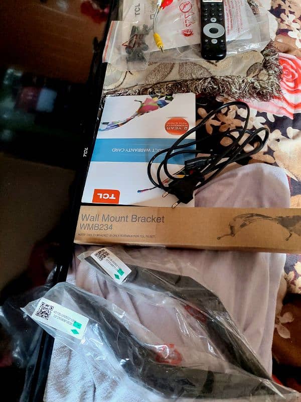 Tcl 4k led Google tv like new 5