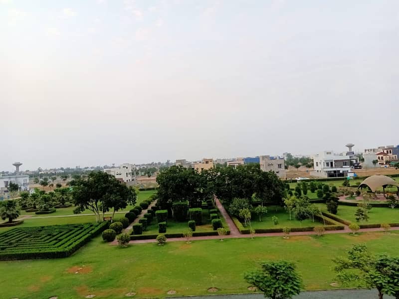 8 Marla Plot For Sale In Southern Block Phase 1 Bahria Orchard Lahore. 16