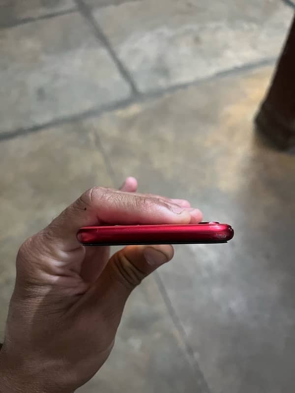 iphone SE 2020 FctoryUnlock 64 GB 4