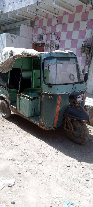 SazGar-2011,Dice-Brake,LPG-Gas Rickshaw,2 Tyer New look like 1
