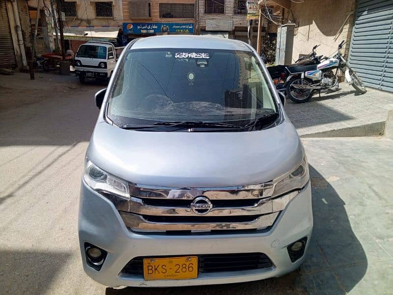 Nissan Dayz Highway Star 2015 push start 1