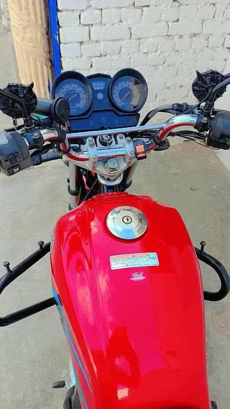 Yamaha yb125z 2019 6
