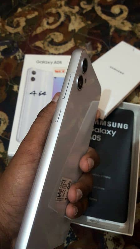 Samsung A05 (Pta with box) 1