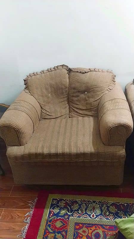 7 seater Sofa Set Urgent Sell 0