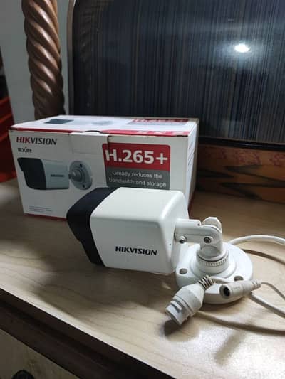 Hikvision 2mp ip cameras (Qty 2) - almost new - with original box