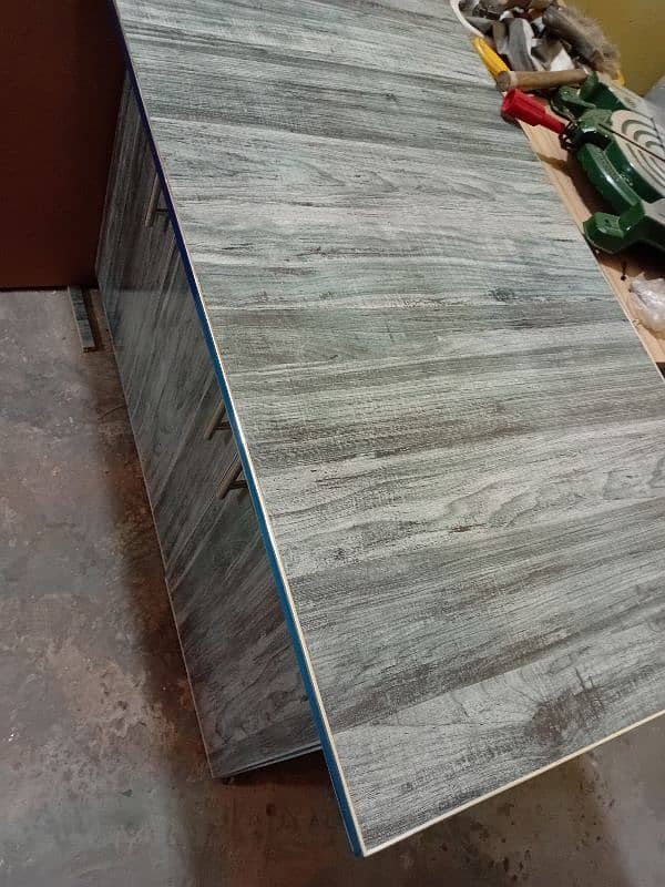 iron stand with high quality material 1