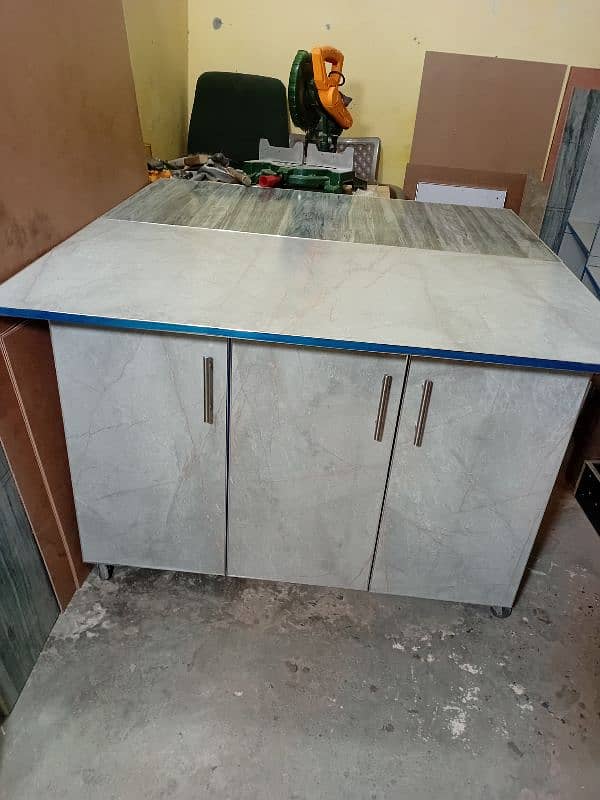 iron stand with high quality material 5