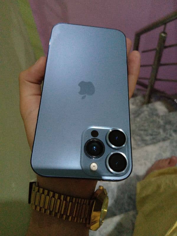 iPhone XR 64gb jv 10/10 Converted 0