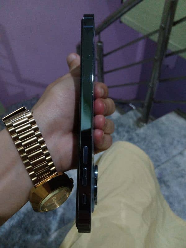 iPhone XR 64gb jv 10/10 Converted 3