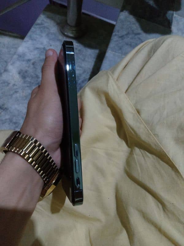 iPhone XR 64gb jv 10/10 Converted 10