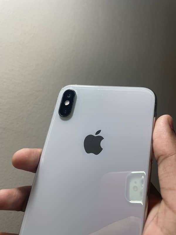 iPhone xs max non pta 1
