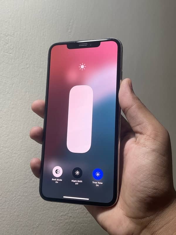 iPhone xs max non pta 9
