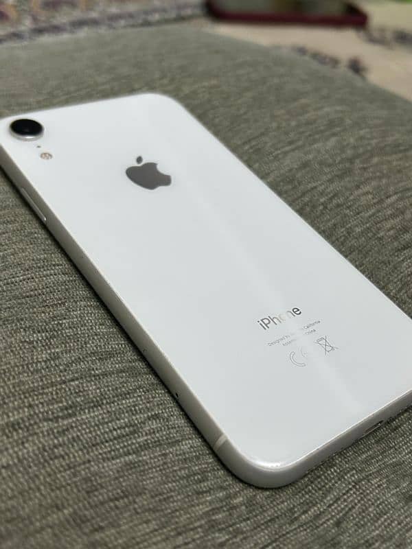 iphone XR Official PTA Approved 128GB 4
