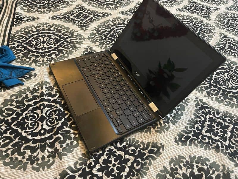 Acer Chromebook Display Problem only 5