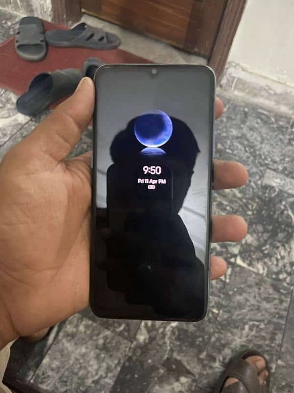 vivo s1  4–128  no open no repair finger off  read full add plzz 2
