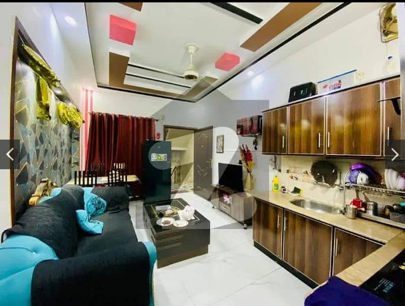 Fully furnished Flat/Apartments/3marla/675sqt/Ideal Location 2
