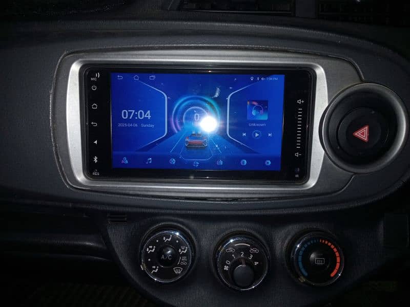 Toyota Vitz 16