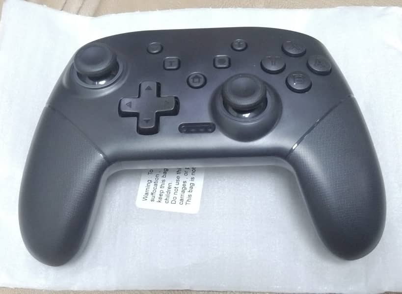 VOYEE- Rechargable, Bluetooth wireless controller 3