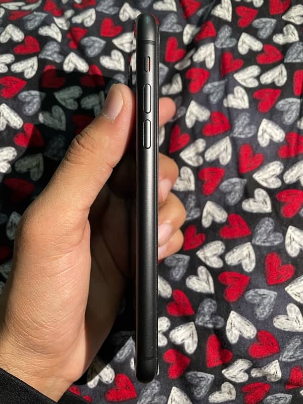 iphone 11 Non PTA Non Active 3