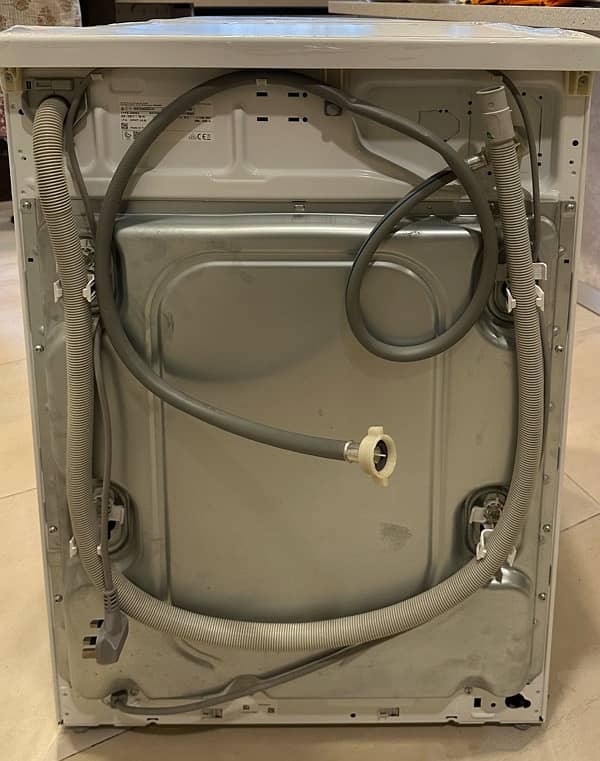 BOSCH FRONT LOAD WASHING MACHINE - 9 KG (NEW) 4