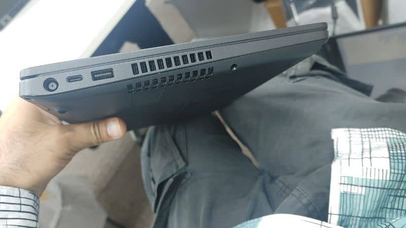 Dell latitude 5401 core-i5 9th Gen 5
