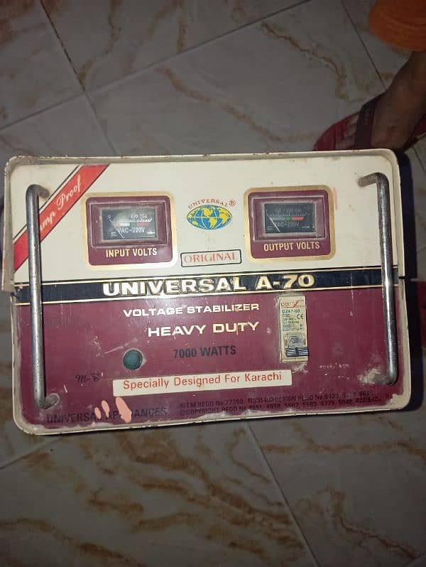 Universal original A70 model 7000 watts steplizer almost new condition 0