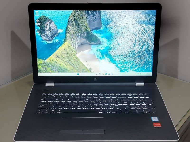 HP laptop core i5 8th gen graphics AMD Radeon R7 M340 5