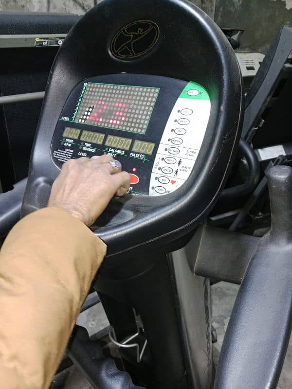 located in sargodha city03007227446 treadmill elliptical cycle machine 17