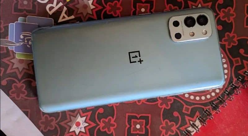 OnePlus 9r 10 by 10 1