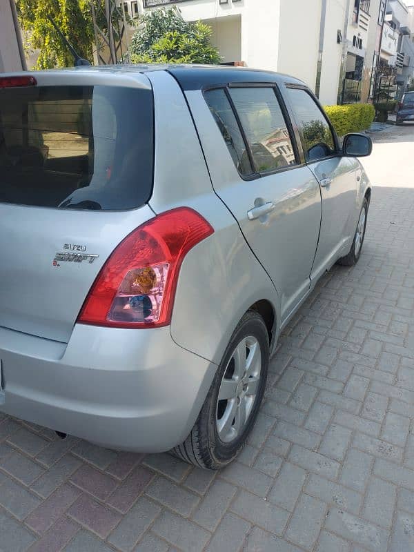 Suzuki Swift DLX 1.3 2015 urgent sale 2