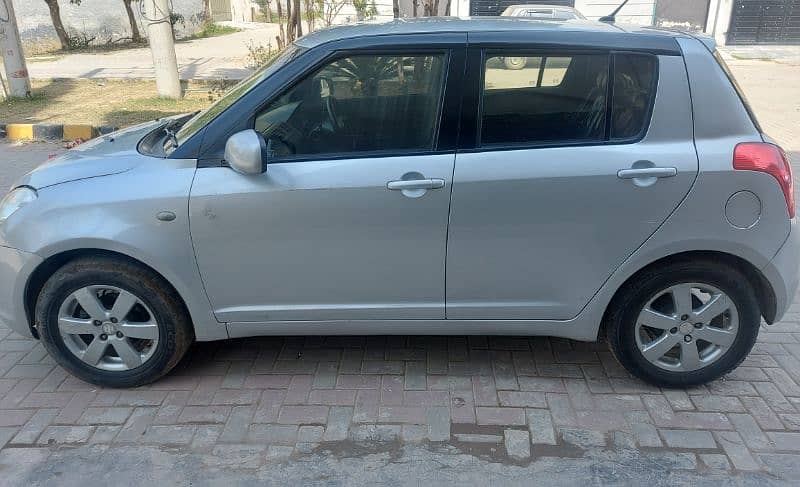 Suzuki Swift DLX 1.3 2015 urgent sale 6