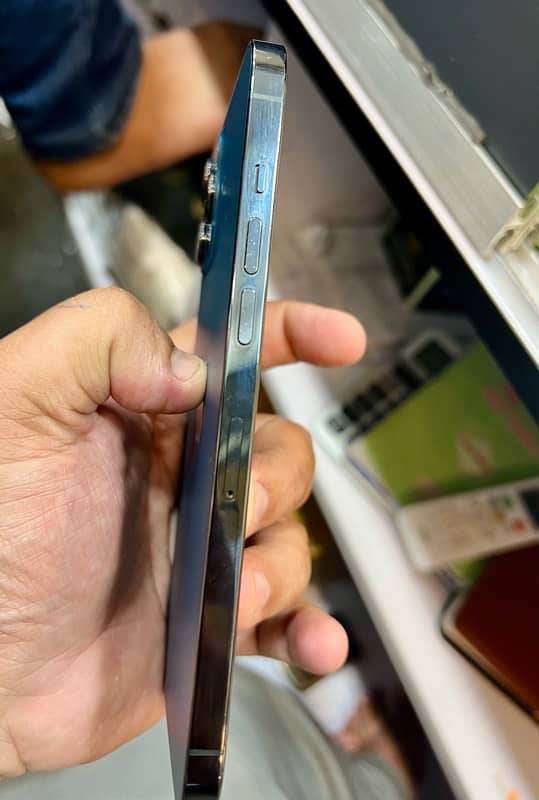 12 pro max pta approval 128 GB battery health 90% 0