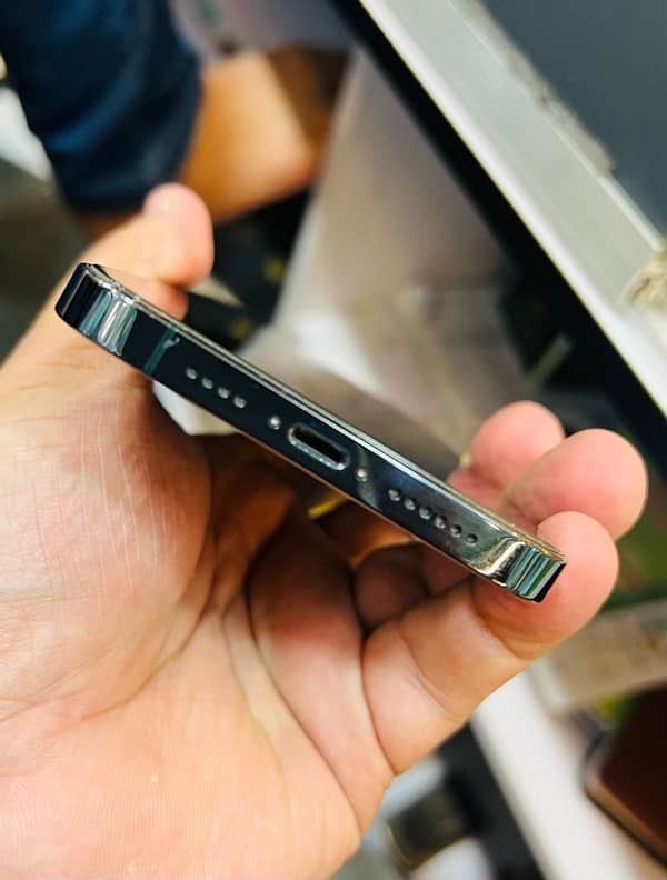 12 pro max pta approval 128 GB battery health 90% 1