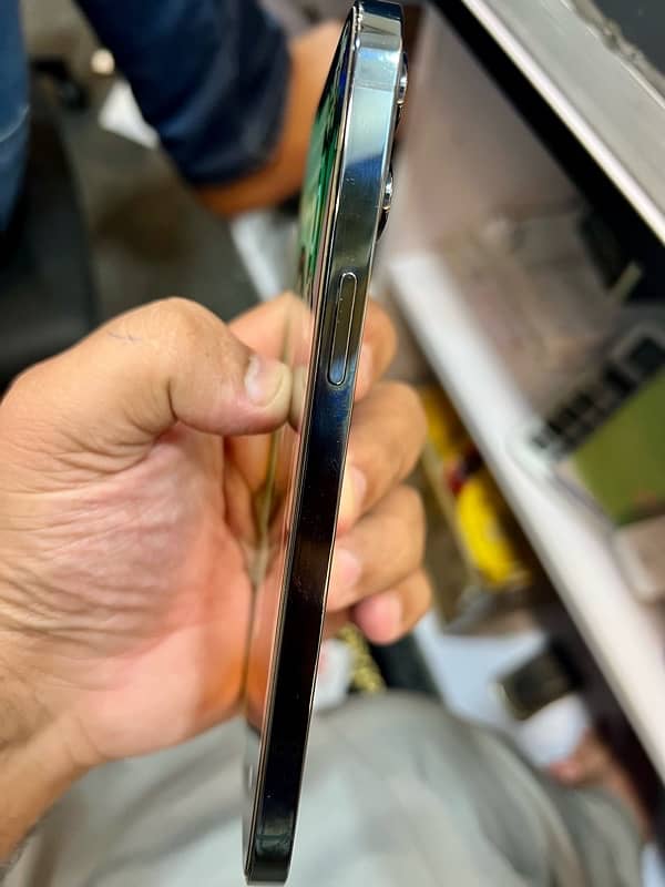 12 pro max pta approval 128 GB battery health 90% 6