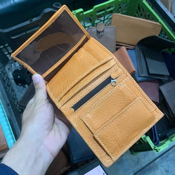 PREMIUM LEATHER WALLETS FOR MEN AND LADIES 8