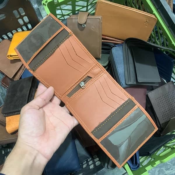 PREMIUM LEATHER WALLETS FOR MEN AND LADIES 9