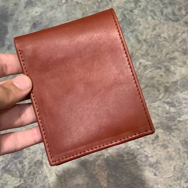 PREMIUM LEATHER WALLETS FOR MEN AND LADIES 11
