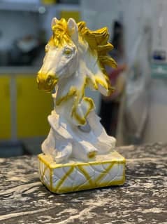 GOLDEN Majesty Horse bust