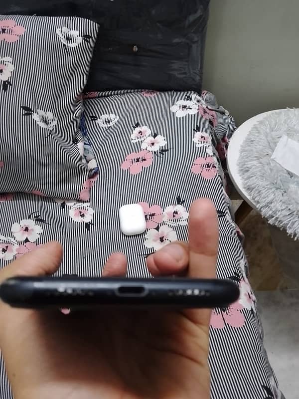 Iphone xr pta approved 3