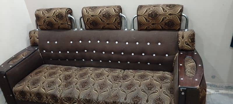 1. . . 2. . . 3 sofa sett gooood for used 3