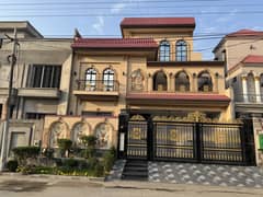 DANISH ASSOCIATES AND BUILDERS HOUSE FOR SALE in lahore