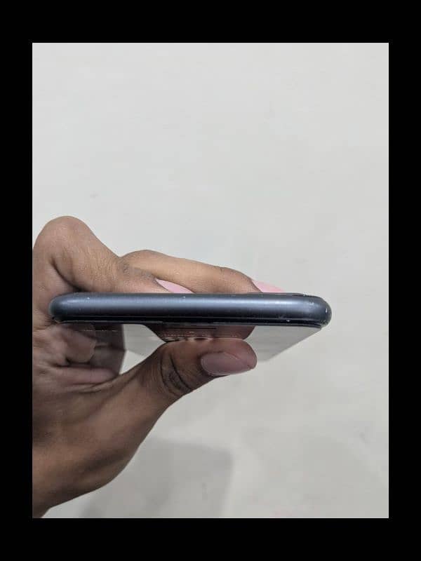 iphone 8 plus ( Non Pta ) Sim glitch 3