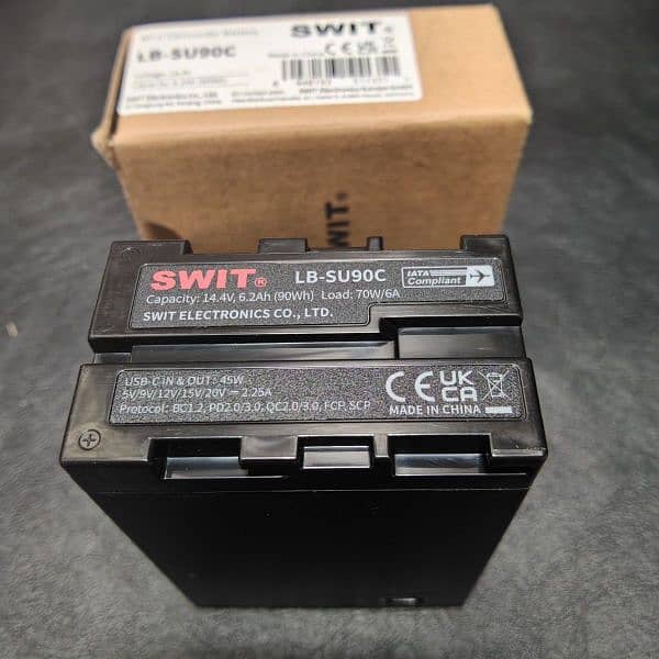 CAMERA BATTERY , CHARGER , ADAPTER 1