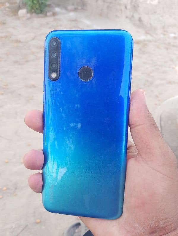 techno spark 4 0
