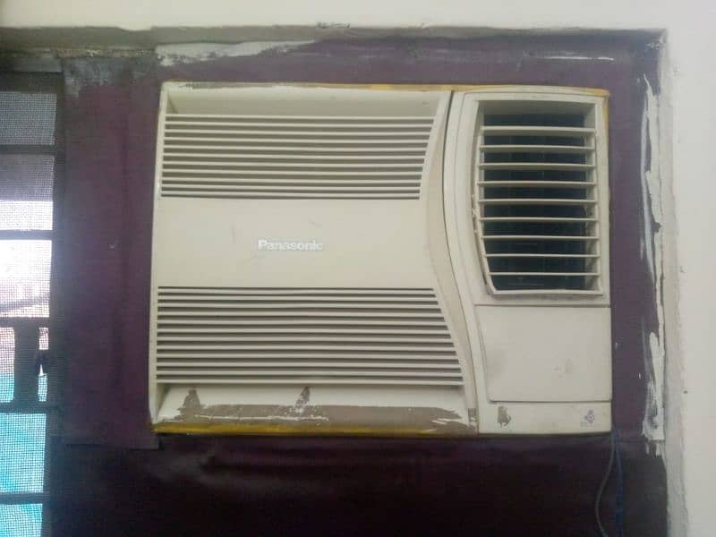 two air conditioner ki prize ha 3