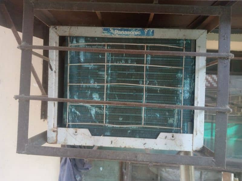 two air conditioner ki prize ha 4