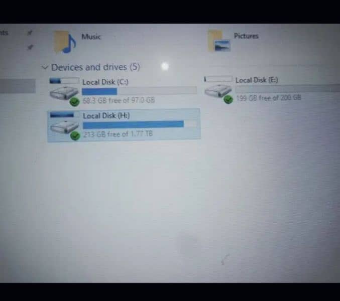 4 T B full data  Hardbdisk 100% 0
